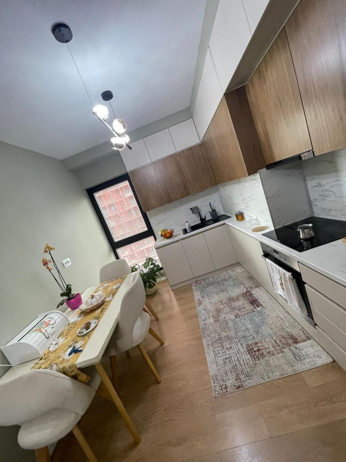 Garden Building Luxury Apartment Tirana Buitenkant foto