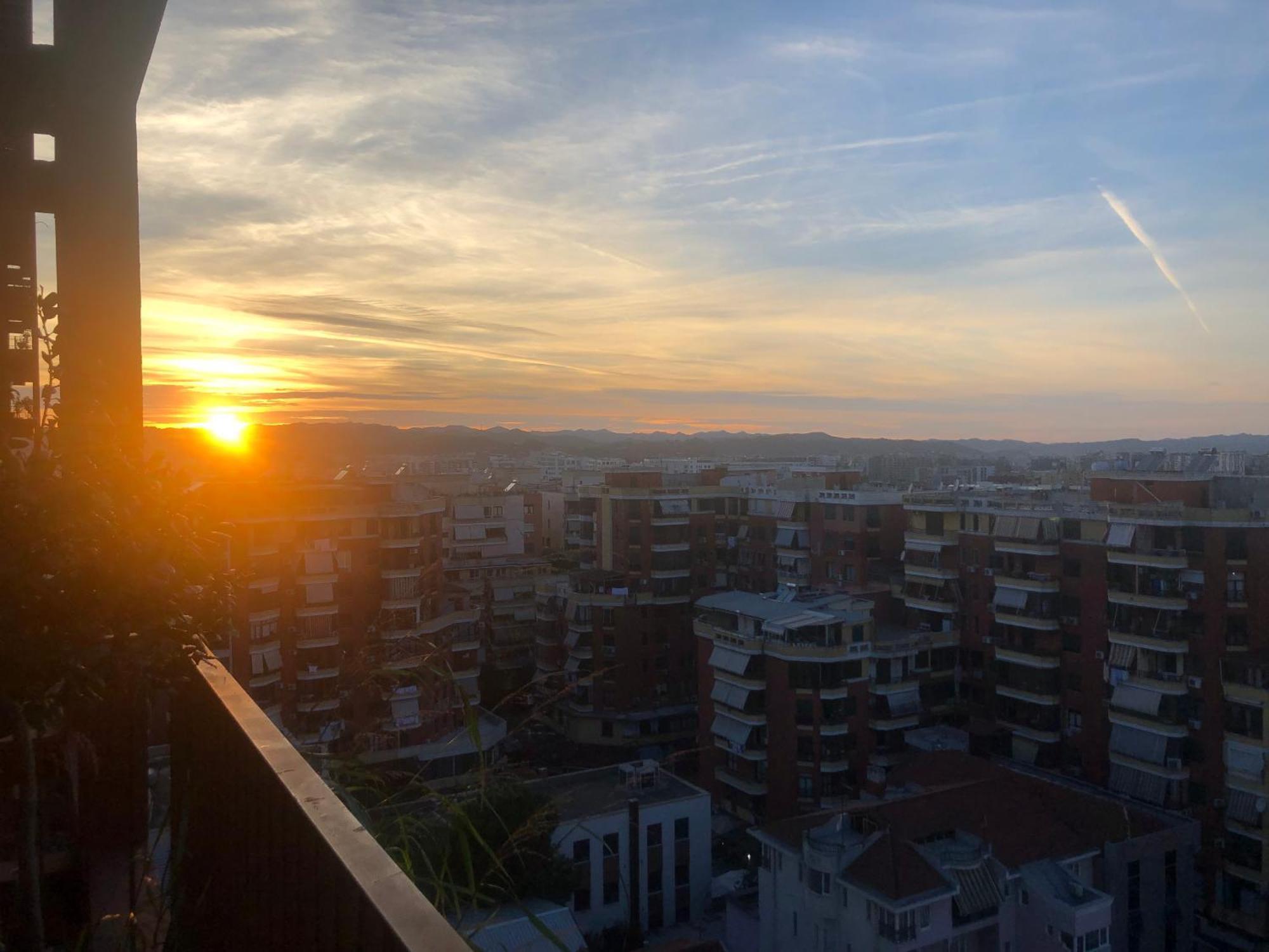 Garden Building Luxury Apartment Tirana Buitenkant foto